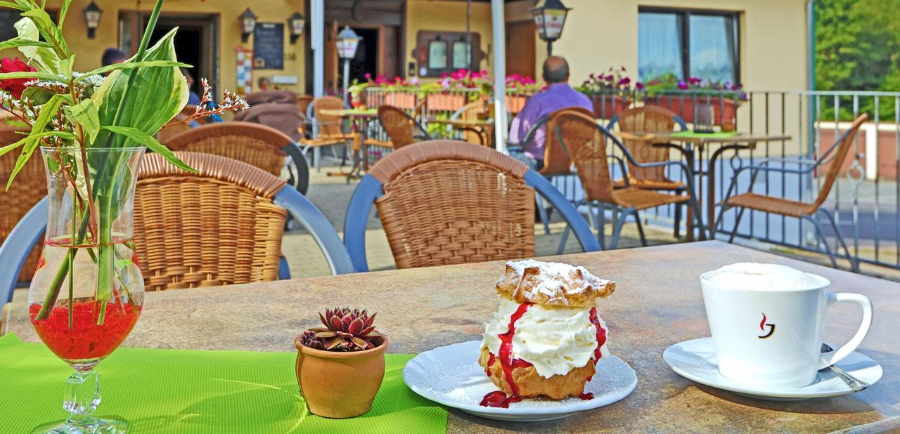 فندق Restaurant Gruener Baum Leidersbach المظهر الخارجي الصورة