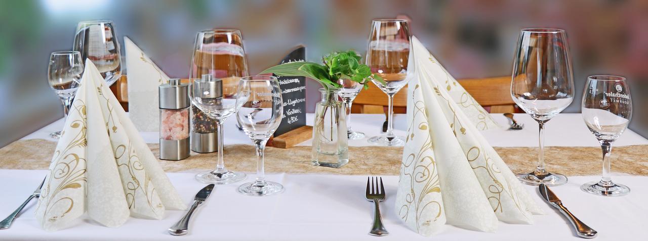 فندق Restaurant Gruener Baum Leidersbach المظهر الخارجي الصورة