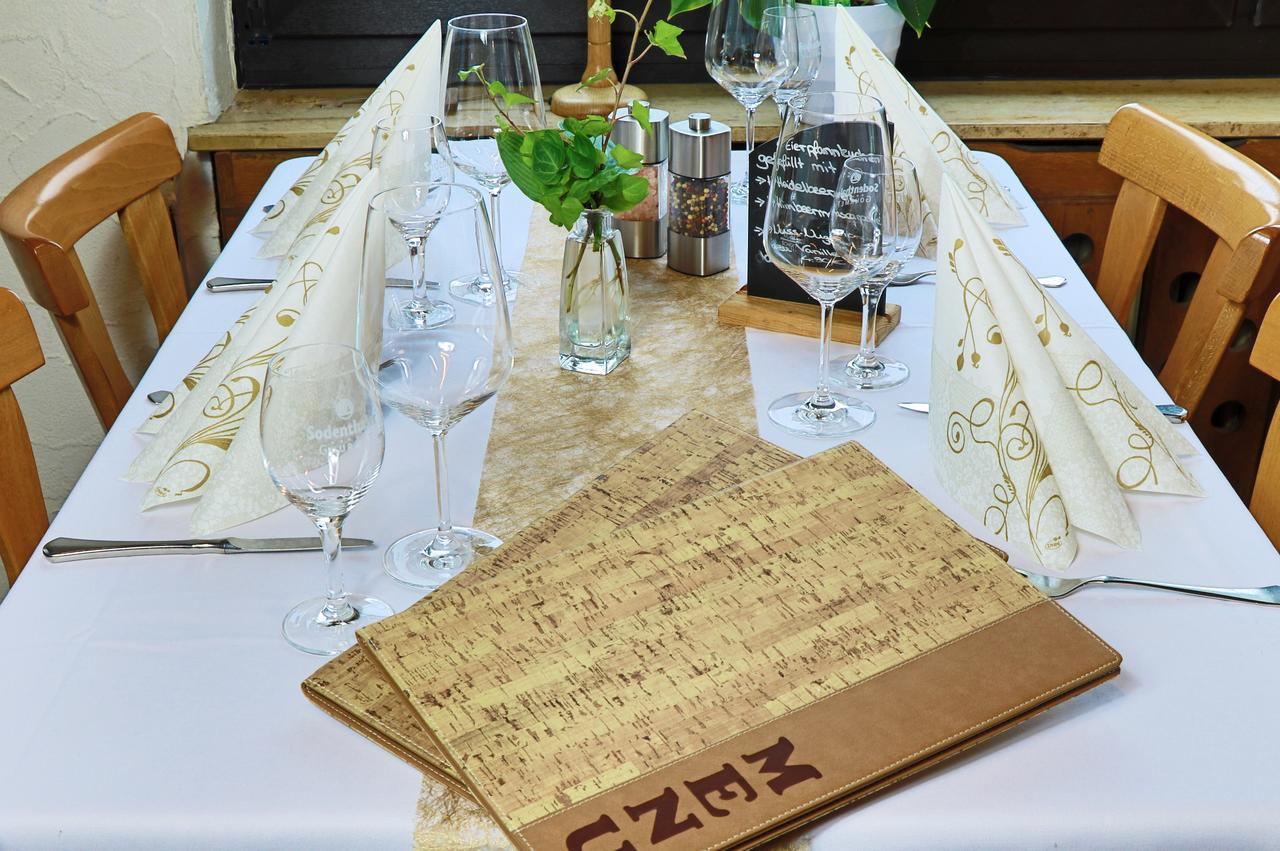 فندق Restaurant Gruener Baum Leidersbach المظهر الخارجي الصورة
